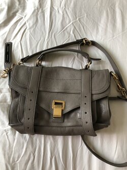 หมอนดันทรง Proenza Tiny