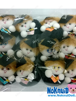 พวงกุญแจตัวปั้น(ผ้าทีคอท) ตุ๊กตา เด็กปริญญา 2.5"