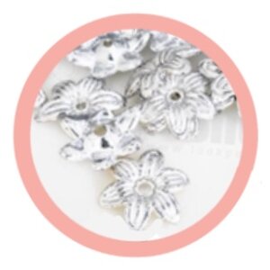 ลูกปัดพลาสติกเคลือบสีเงิน