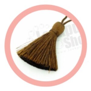 พู่สีน้ำตาล