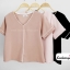 เสื้อผ้าแฟชั่นสวยๆ เสื้อทำงาน สีนู้ด ผ้าฮานาโกะ คอวี กุ้นขอบส้นสีขาวตัดกัน แบบสวย ดีไซน์เก๋ๆ สินค้าคุณภาพดี